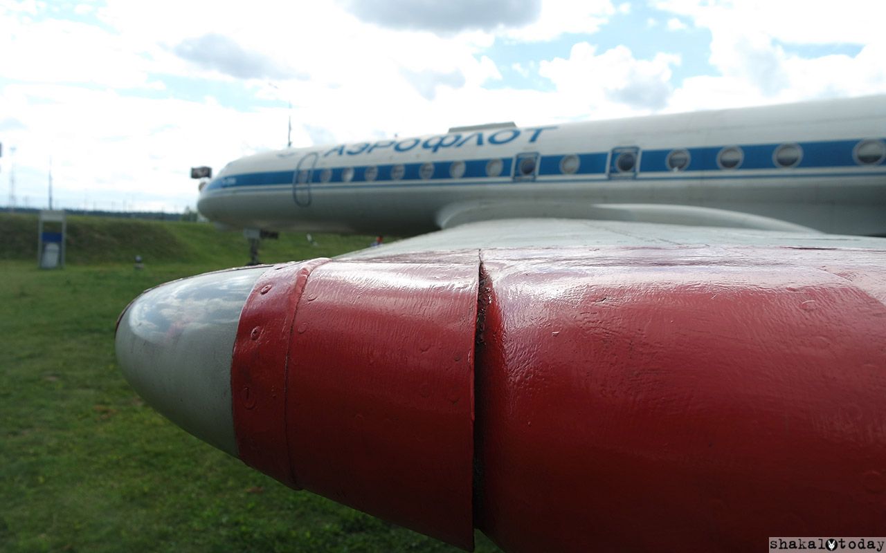 Ту-134 и необычный ракурс