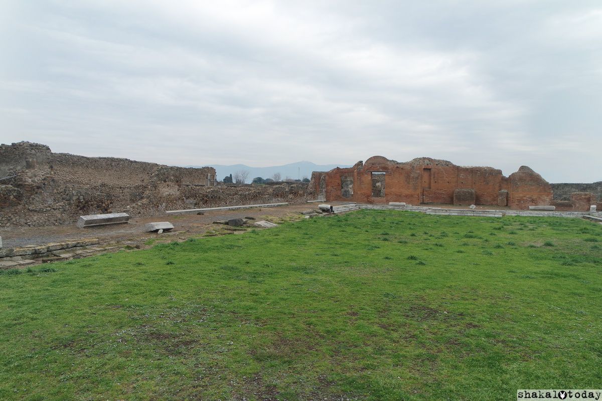 Pompeii-Shakal-Today-0027.JPG